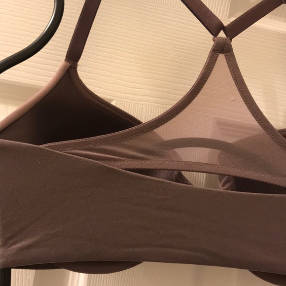 💖 Victoria’s Secret Body by Victoria Lined Demi - Picture 4 of 4